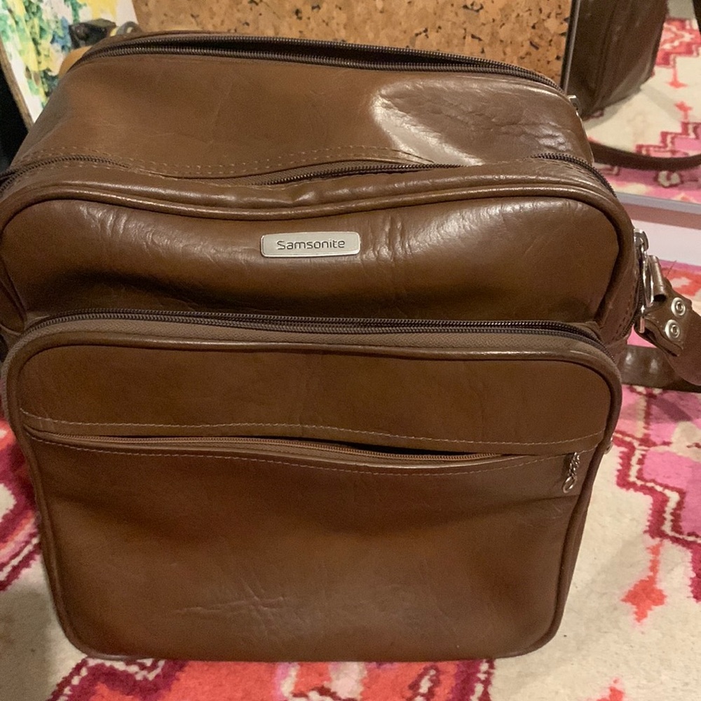 Vintage samsonite overnight bag